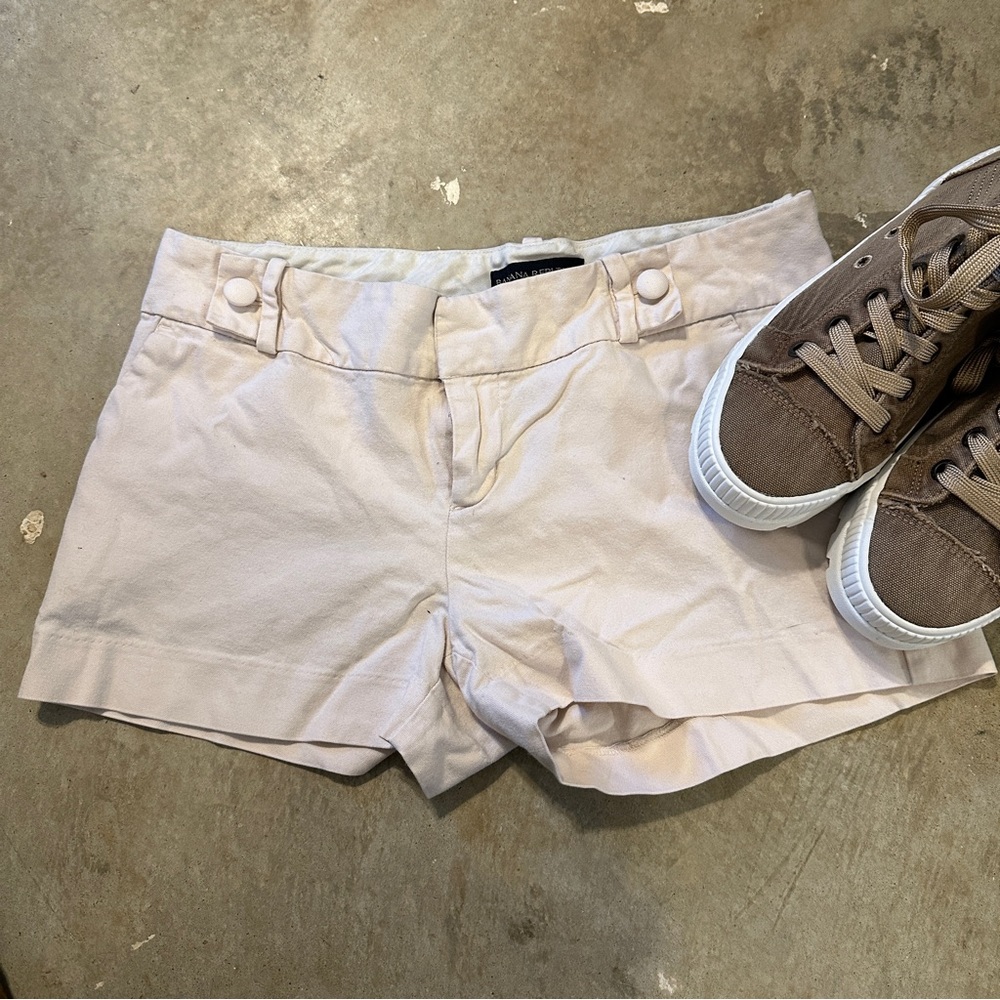 Khaki Shorts (pinkish)